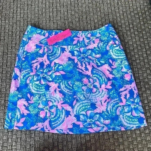 Lily Pulitzer Jonas Blue Tang Sitting Seaside Skort - Picture 3 of 14